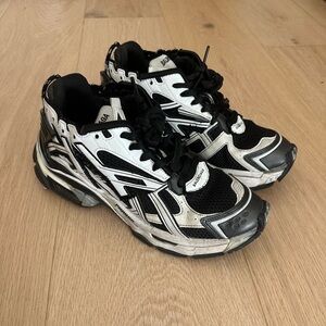 Balenciaga Runners